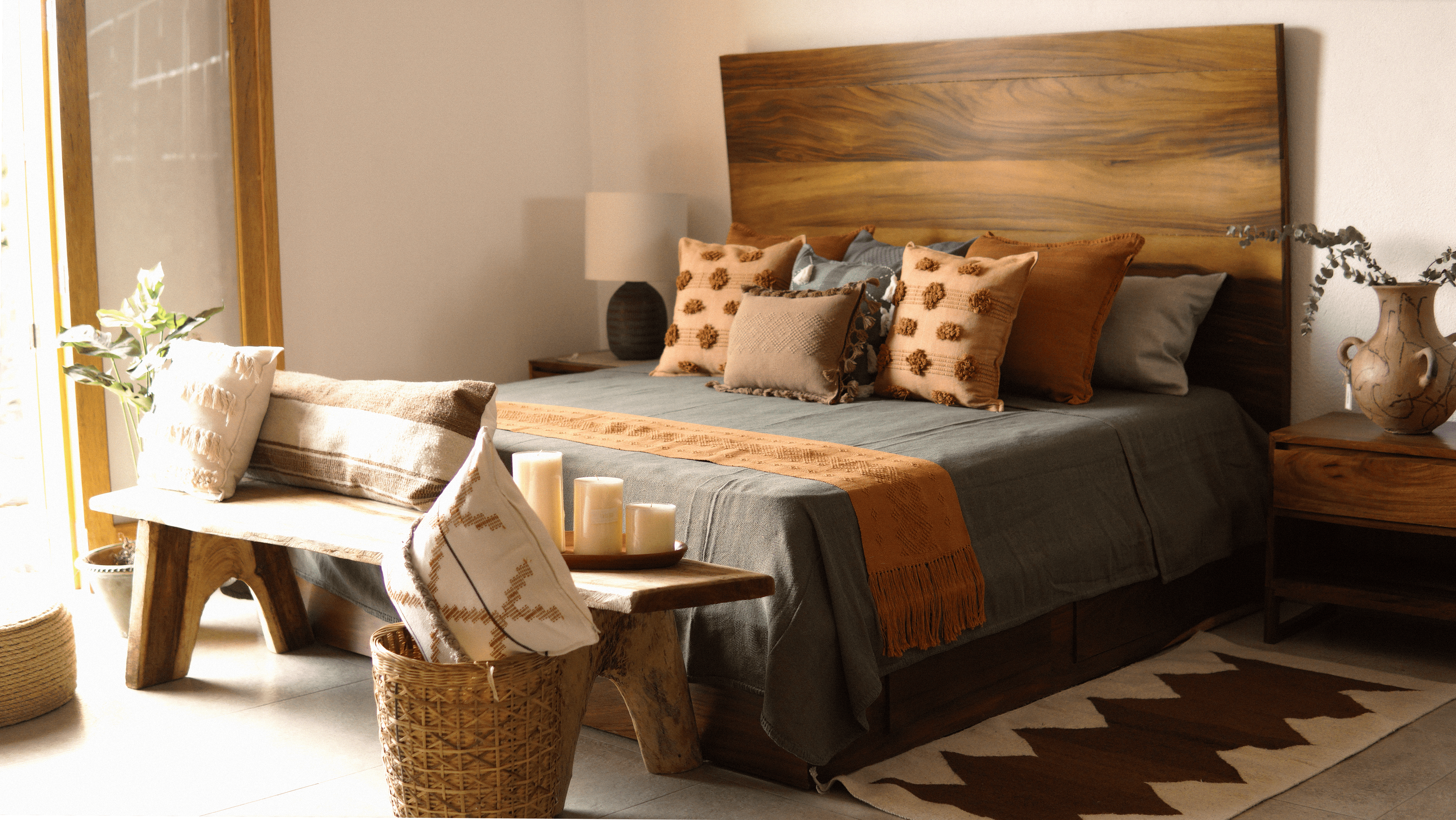 decoracion de interiores, diseño de interiores, home decor, tapetes, artesanal, lana, interior design, home design, artisanal, wool, interior decor, teotitlan, oaxaca, mexico, recamaras, cama, bedroom, bed, mats, rugs, rug, cojines, cushion, pie de cama, foot of bed, colcha, quilt, riñoneras